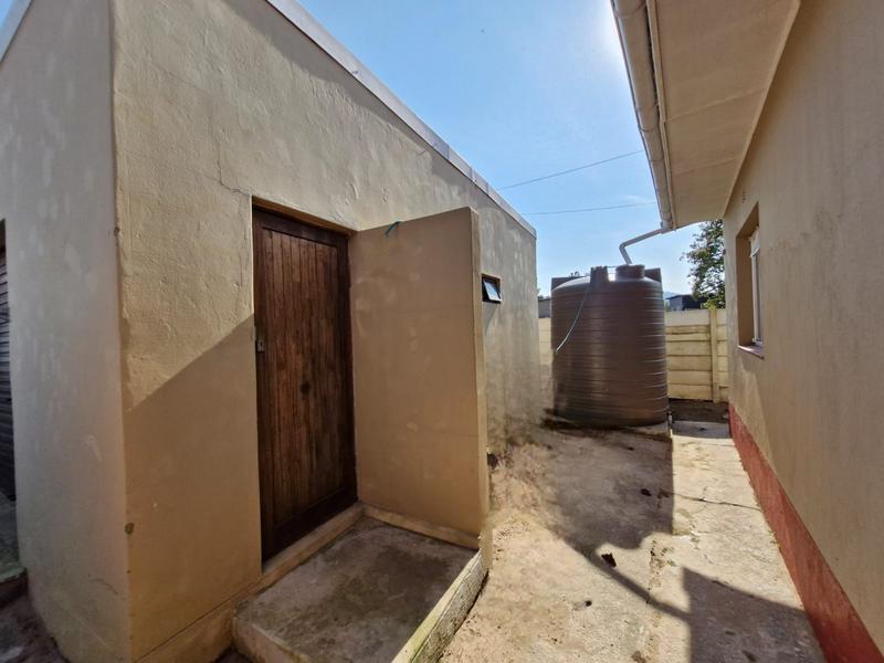 3 Bedroom Property for Sale in Pacaltsdorp Western Cape